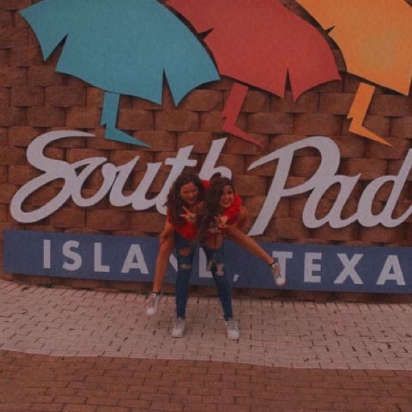 Meet your Posher, Sarah - Picture 2 of 5